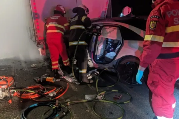 Doi tineri de 19 și 22 de ani AU MURIT și alți doi au fost grav răniți într-un accident rutier devastator din Sibiu