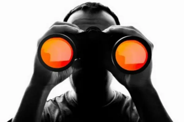 Diana Șoșoacă, după linșajul mediatic la adresa trustului Realitatea: Dacă vă imaginați că scăpați de atacurile furibunde ale serviciilor, vă înșelați. Vor încerca să vă desființeze