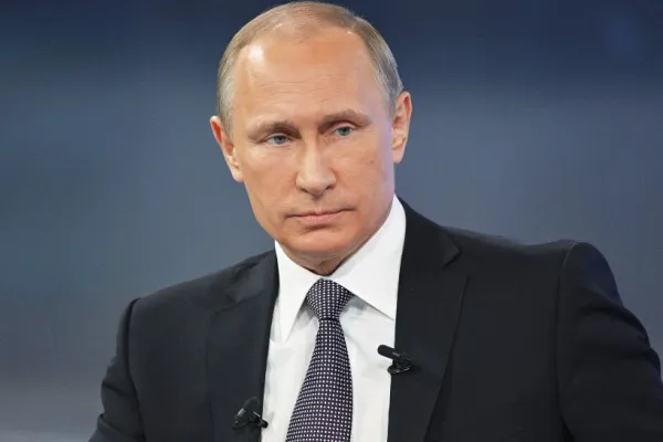 Putin vrea să reia discuțiile cu Olaf Scholz