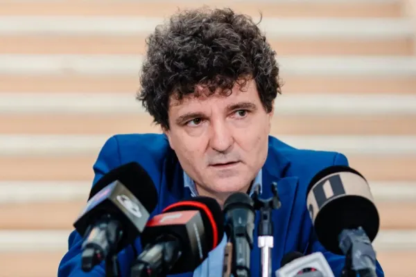 Nicușor Dan, despre lipsa căldurii din case: Când e cald afară se pierde, când e frig tot se pierde. E o chestiune de fizică
