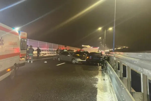 Accident șocant pe Autostrada Sibiu–Pitești: un șofer s-a aruncat de pe pod, încercând să evite impactul. A murit pe loc - FOTO