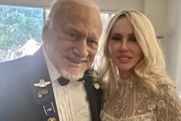 La vârsta de 93 de ani, fostul astronaut Buzz Aldrid s-a căsătorit cu românca Anca Faur