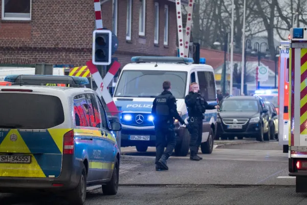 Atac armat cu cuțitul, în Germania. Două persoane au fost ucise. Atacatorul a fost prins de polițiști