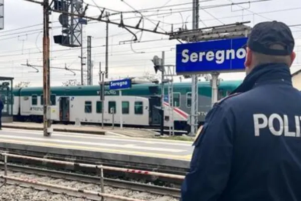 Panică printre românii din Italia. Un băiat de 14 ani, la un pas de moarte: Împins sub tren de colegii lui - Motivul e halucinant - VIDEO