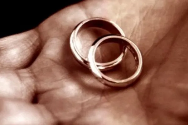 Șoc în showbiz-ul românesc - Un cântăreț a divorțat după 4 ani de căsnicie - Fosta soție s-a mutat în Germania cu tot cu cele două fiice
