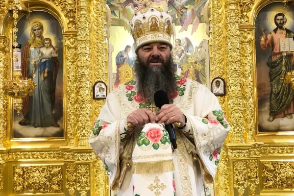 Marea prigoană a preoților români din Ucraina - Cine îi amenință cu moartea - Mitropolitul Longhin, mărturii din infern - VIDEO