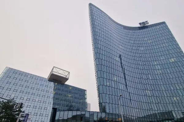Contractul de privatizare al Petrom ar putea fi anulat. Ce spune fostul șef al CCR, Augustin Zegrean