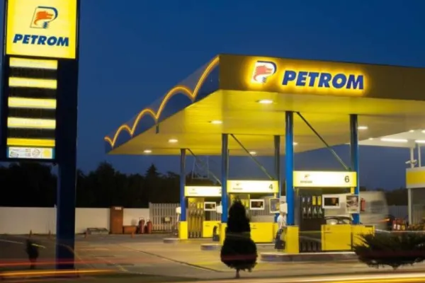 OMV ieftinește carburantul după anunțul privind plata taxei de solidaritate - Ce jocuri face gigantul austriac?