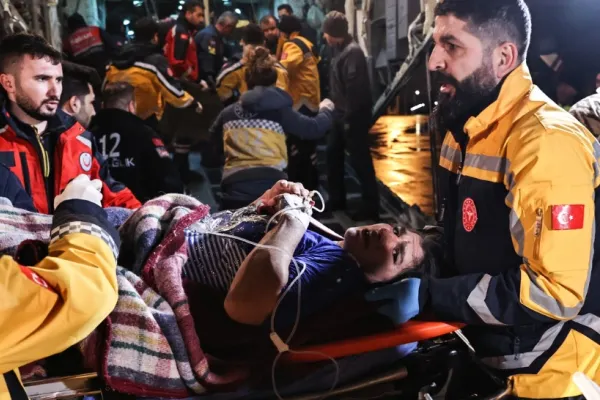Ministerul Sănătății caută medici și asistenți care vor să plece în Turcia și Siria. Care sunt condițiile
