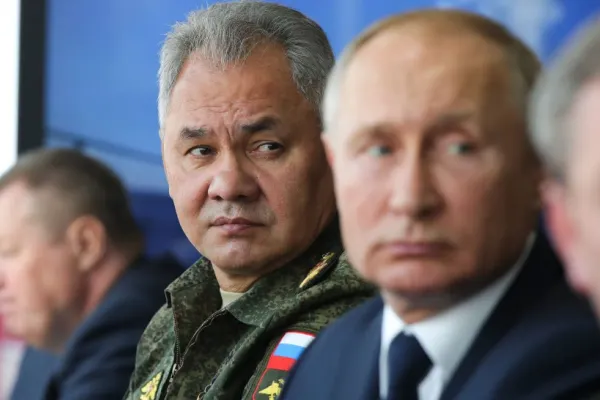 Vladimir Putin îl trimite Serghei Șoigu, fostul șef al armatei, în Iran, pe fondul unui iminent conflict cu Israelul