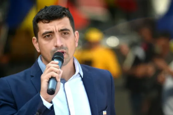 George Simion: Grupul de la Cluj poate fi destructurat prin controlul asupra instituțiilor/Andrușceac: Toate sunt în mâna lor. Au dus ticăloșia la alt nivel