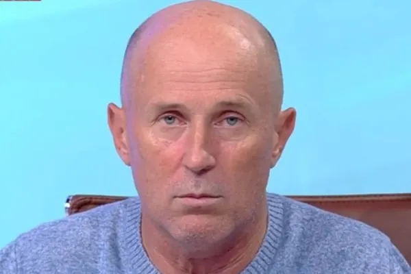 Mugur Mihăescu: Nu cer demisia lui Aurescu, cer demisia unui sistem! Să ne unim într-o singură mișcare suverană, românii să vină la vot!