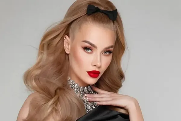 Ucraina a câștigat Miss Universe, pentru prima dată. Cine este "războinica luminii" FOTO+VIDEO