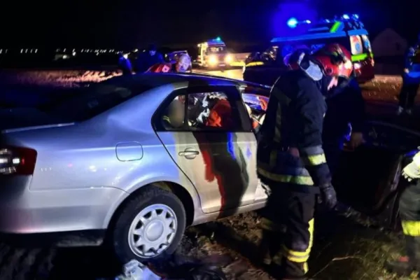 Accident MORTAL în Suceava - O femeie a fost ucisă după o ciocnire violentă între 2 mașini - FOTO