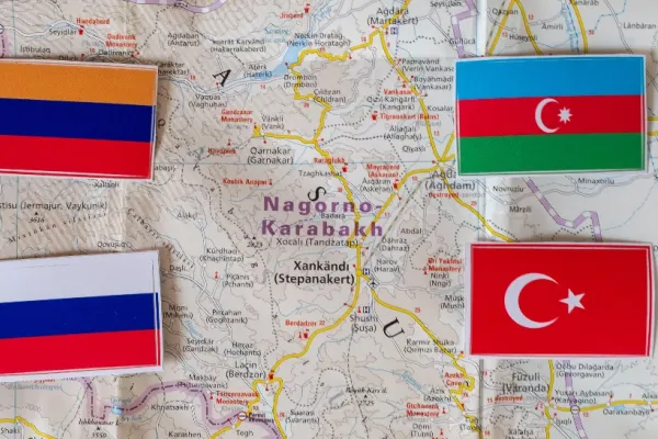 Rusia se poziționează de partea Armeniei în conflictul cu Azerbaijanul: „A încălcat acordul de încetare a focului din 2020”