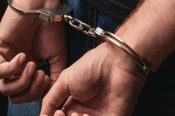 Tânărul care a furat moaștele Sfântului Ioan Gură de Aur de la Capela Cotroceni - REȚINUT pentru 24 de ore