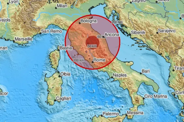 Cutremur de 4,4 în Italia! Oamenii au ieșit pe străzi, mici prăbușiri la clădirile vechi