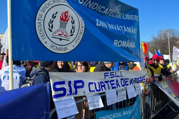 Proteste masive în țară. Sindicatele din educație își cer dreptatea în stradă. Care sunt revendicările
