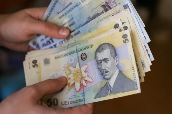 Cine primește bani în plus după recalcularea pensiilor. Anunțul șefului Casei de Pensii