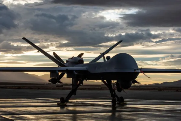 Rusia neagă vreo legătură cu prăbușirea unei drone americane deasupra Mării Negre. Ambasadorul rus la Washington, chemat cu explicații