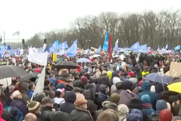 Cea mai mare GREVĂ din transporturi din ultimii 30 de ani, în Germania. Toată Europa este paralizată de PROTESTE