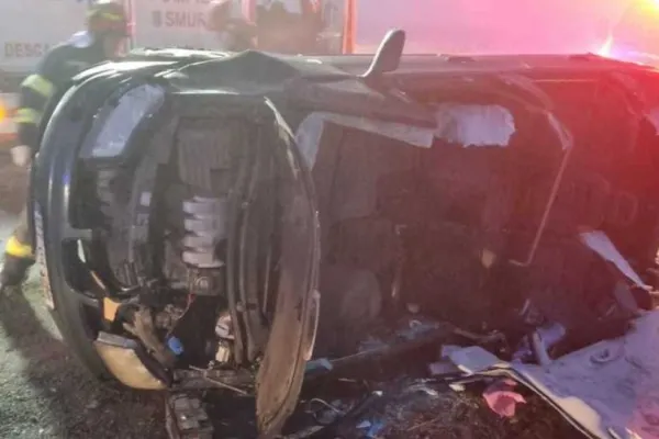 Accident grav la Botoșani - Un bărbat de 29 de ani a murit după ce a fost prins sub mașina răsturnată