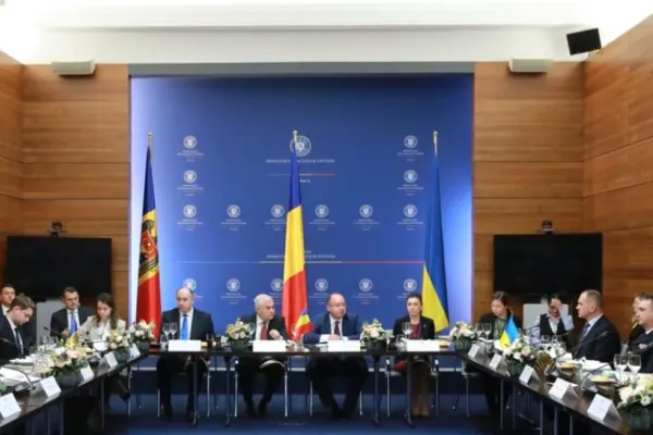 Declaraţie comună România-Ucraina-R. Moldova: Angajament pentru integritatea teritorială a Ucrainei, inclusiv apele teritoriale