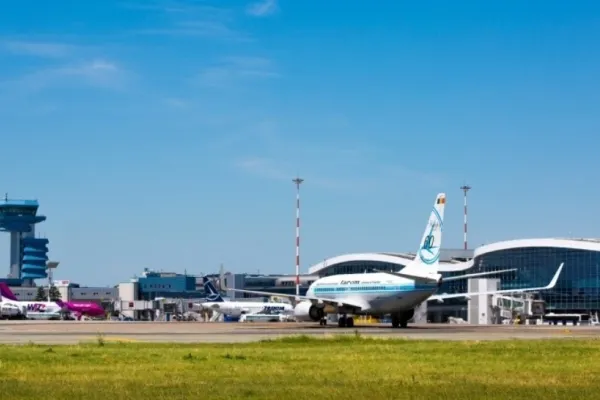Sindicatul CNAB a început protestele pe aeroporturile Henri Coandă și Băneasa. Care sunt revendicările