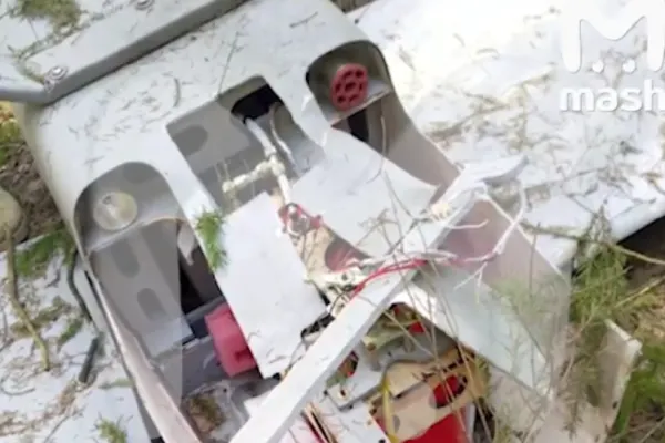 O dronă Kamikaze care transporta 17 kg de explozibil s-a prăbușit în apropierea Moscovei! Propaganda rusă s-a activat rapid: ce informații circulă pe canalele de Telegram