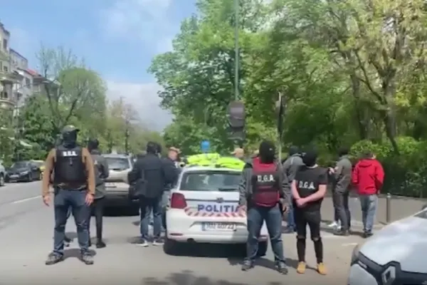 Polițiștii șpăgări și-ar fi recunoscut faptele în fața judecătorilor! Noi detalii din anchetă: cine i-a denunțat