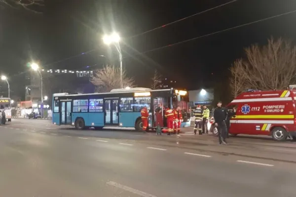 Accident grav în București - Mai multe persoane au fost rănite