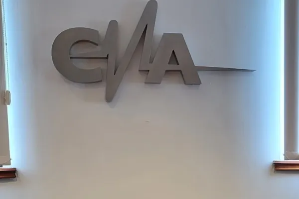 Atac la Televiziunea Poporului. Realitatea Plus, vânată de CNA pentru emisiunile Ancăi Alexandrescu