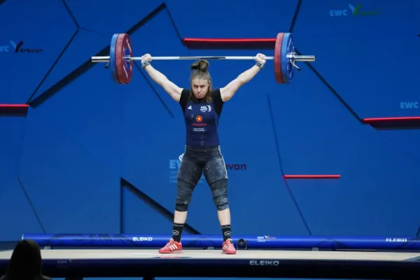 Loredana Toma, halterofila de aur. A câștigat trei titluri la Campionatele Europene de la Erevan