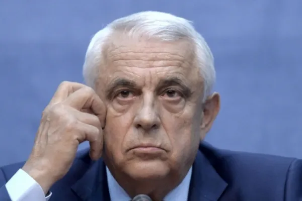 Petre Daea, convocat de urgență de premierul Nicolae Ciucă - Decizie crucială la Guvern după protestele fermierilor români