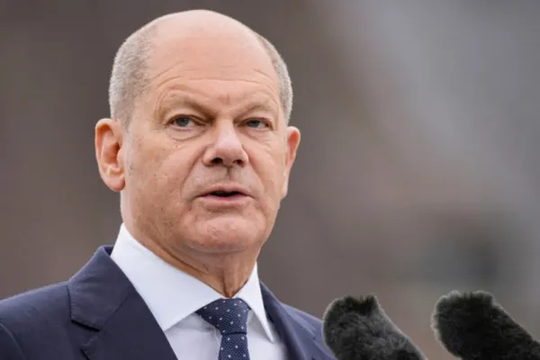 Olaf Scholz va discuta cu Putin pentru a-l îndemna să retragă trupele din Ucraina