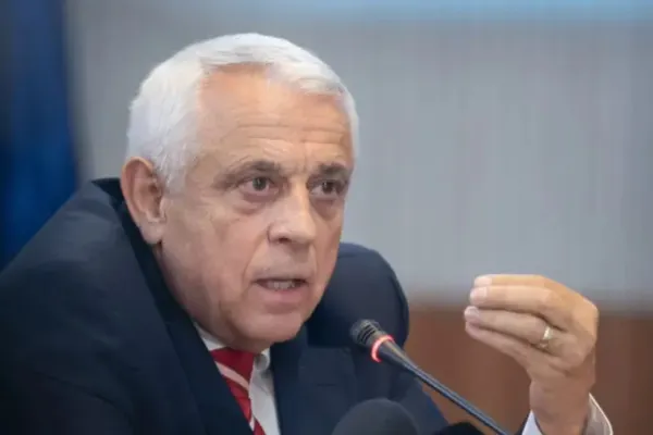 Petre Daea se ia la trântă, din nou, cu cormoranii, după ce a fost umilit de Uniunea Europeană: "Prietenul meu să părăsească arealul"