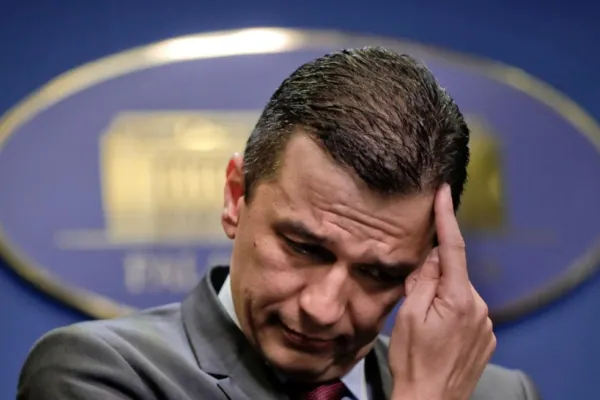 Val de scandaluri în curtea ministrului Sorin Grindeanu. Compania de Aeroporturi, păgubită chiar de Guvern