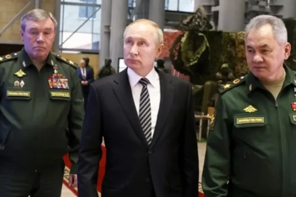Un fost colonel FSB aruncă bomba: Șoigu și Gherasimov ar putea colabora cu CIA pentru a-l elimina pe Putin
