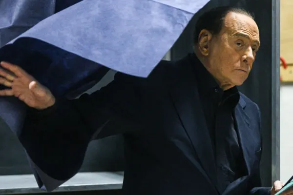 Silvio Berlusconi, în stare gravă la spital. Ce spun medicii despre fostul premier italian