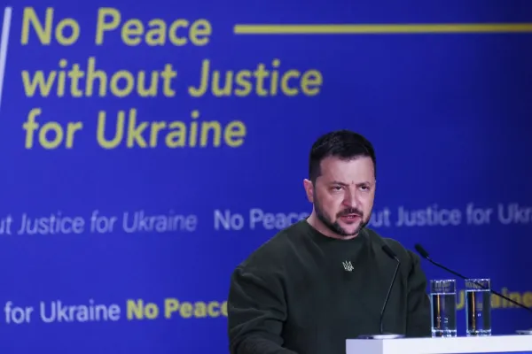 Zelenski, vizită istorică la Curtea Penală Internațională - Mesaj către Kremlin: PUTIN merită să fie condamnat și adus la Haga!