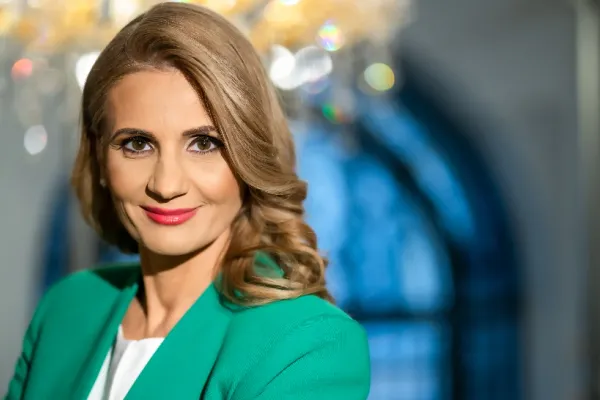 Caravana ANTIMAFIA, condusă de Anca Alexandrescu, în Gorj. BOMBA pregătită pentru CE Oltenia - Dezvăluiri despre planul OMV