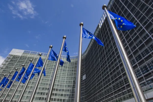 Uniunea Europeană aprobă un nou pachet de sancţiuni împotriva Rusiei