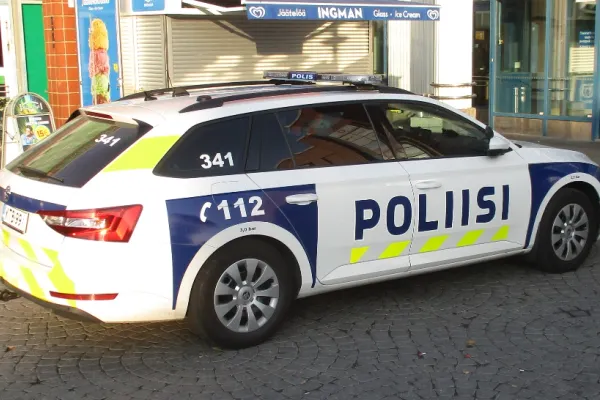 27 de răniți, majoritatea copii, în urma prăbușirii unei pasarele pietonale, în Finlanda  - FOTO