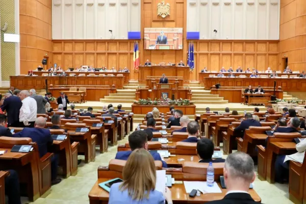 „Mâine va fi depusă moțiunea de cenzură împotriva Guvernului Nordis”. Un lider S.O.S. România a anunțat oficial