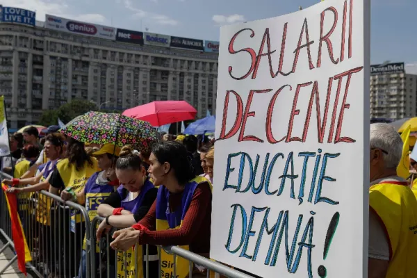 GREVA DIN EDUCAȚIE. Profesorii NU renunță la proteste - Noile revendicări anunțate de sindicate țin o țară întreagă în șah