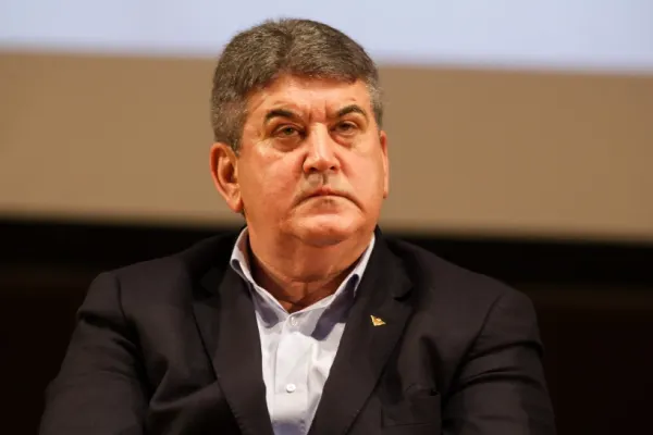 Călin Georgescu, susținut de polițiști și militari. Gabriel Oprea, invitat la Realitatea PLUS - ora 20:00, analiză explozivă a prezidențialelor