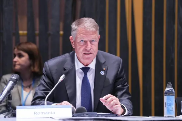 Iohannis, din Islanda: „Valorile democratice, spaţiul civic, libertatea presei, supuse presiunii pe continentul european”