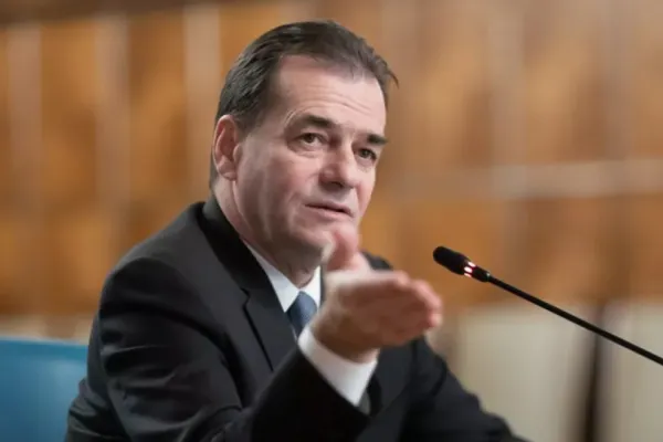 Ludovic Orban, agresat de protestatarii AUR de la Palatul Parlamentului: „Am fost înjurat, scuipat, lovit”