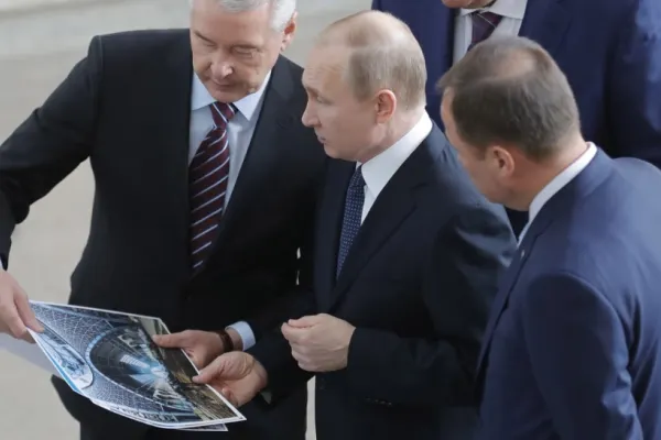 Obiect misterios găsit în Rusia. Are Vladimir Putin legătură cu tehnologia extraterestră?