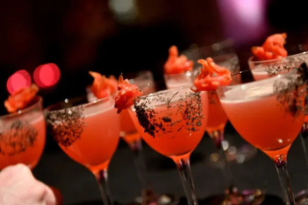 Cel mai popular cocktail din lume este italian. Care este secretul rețetei irezistibile?